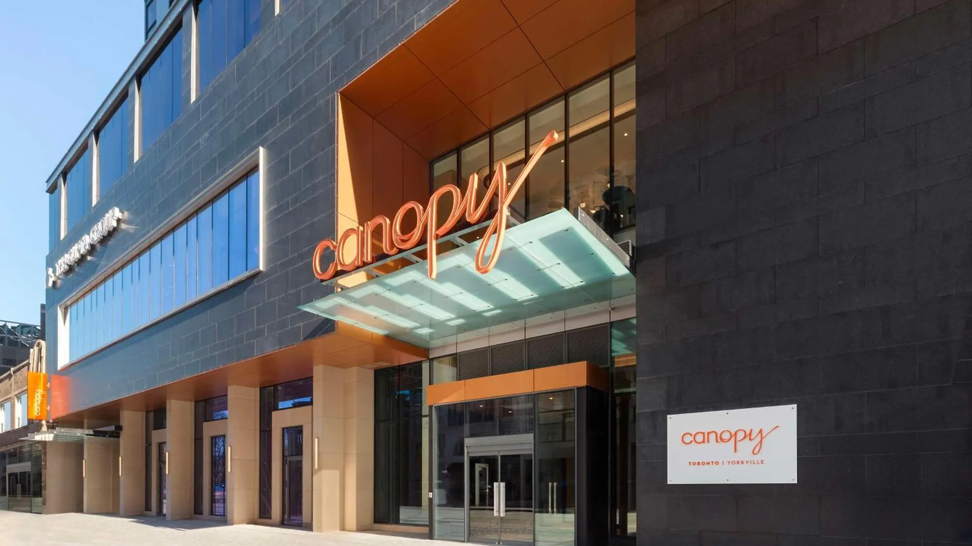 **** Hotel Canopy By Hilton Toronto Yorkville Canada